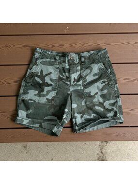 GAP Women's Camo Girlfriend Khaki Shorts Size 2